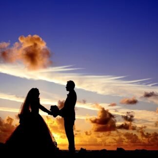 sunset, wedding, silhouettes-698501.jpg